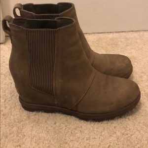 SOREL Joan of Arctic Wedge II Chelsea Bootie
